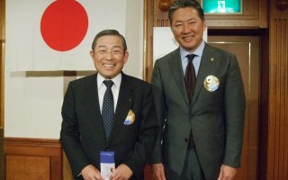 12月誕生祝　Ｌ松岡