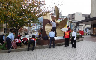 ﾗｲｵﾝｽﾞﾃﾞｰ清掃